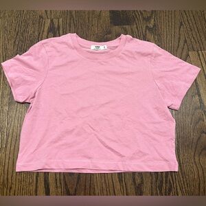 Pink cropped t-shirt